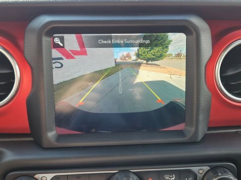 Used 2020 Jeep Gladiator Rubicon image 33