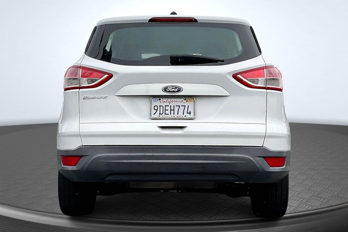 Used 2013 Ford Escape S FWD image 4