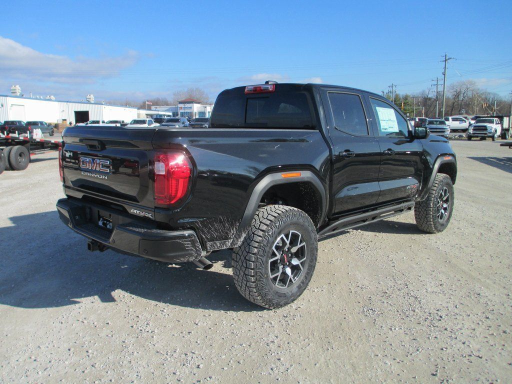 New 2026 GMC Canyon AT4X AWD/4WD image 4