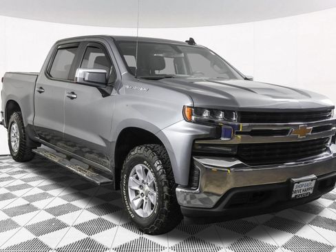 Used 2021 Chevrolet Silverado 1500 LT AWD/4WD image 11