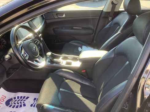 Used 2019 Kia Optima S FWD image 11