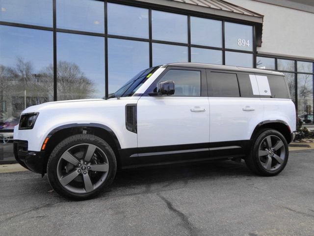 Used 2023 Land Rover Defender 110 V8 AWD/4WD image 1