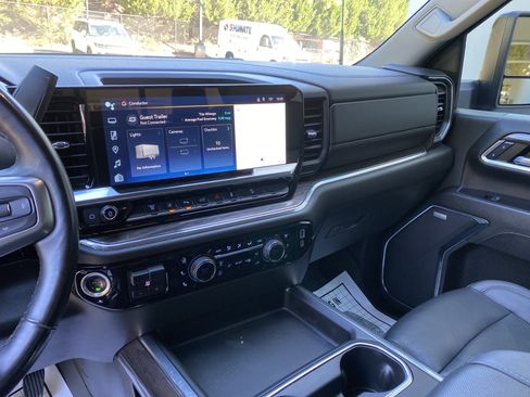 Used 2024 Chevrolet Silverado 2500 LTZ w/ LTZ Plus Package AWD/4WD image 25
