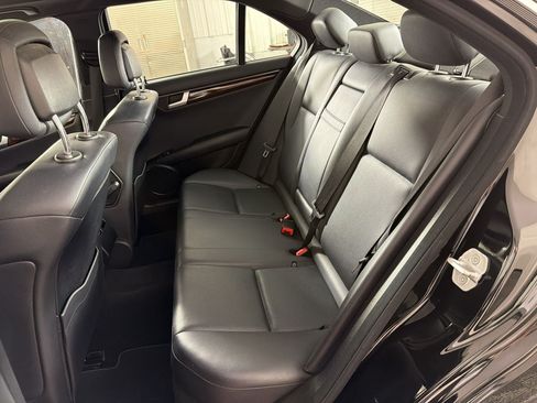 Used 2013 Mercedes-Benz C 300 4MATIC Sedan image 23