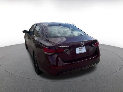 Used 2025 Nissan Sentra SV FWD image 10