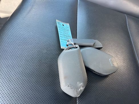 Used 2023 Kia Telluride S image 35