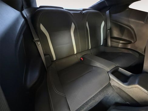 Used 2017 Chevrolet Camaro SS image 15