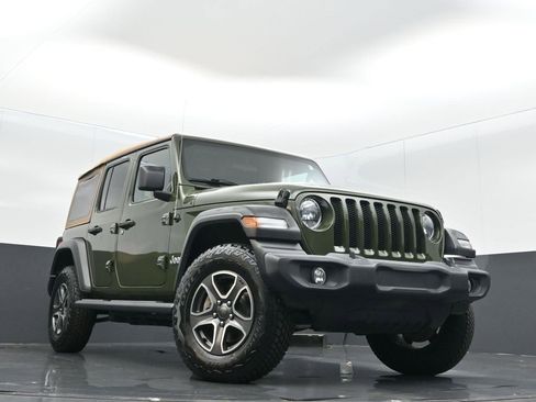 Certified 2021 Jeep Wrangler Unlimited Sport image 27