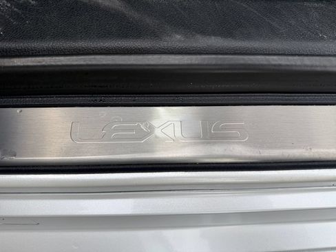 Used 2020 Lexus ES 350 w/ Premium Package FWD image 17