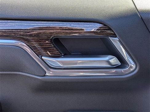 New 2026 GMC Sierra 1500 SLE w/ Preferred Package image 27