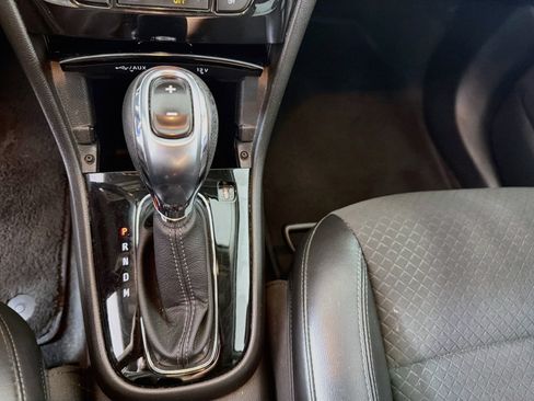 Used 2018 Buick Encore Preferred AWD/4WD image 23