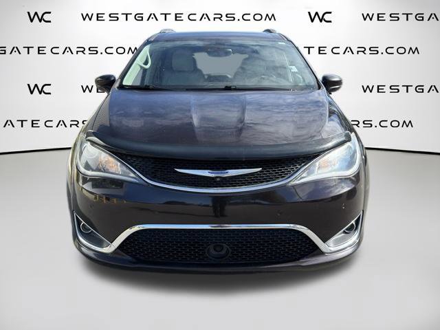 Used 2019 Chrysler Pacifica Touring-L w/ Advanced Safetytec Group FWD image 2