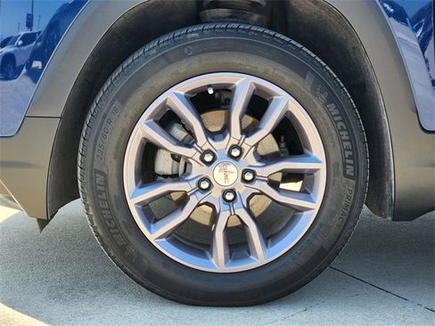 Used 2023 GMC Terrain SLT image 10