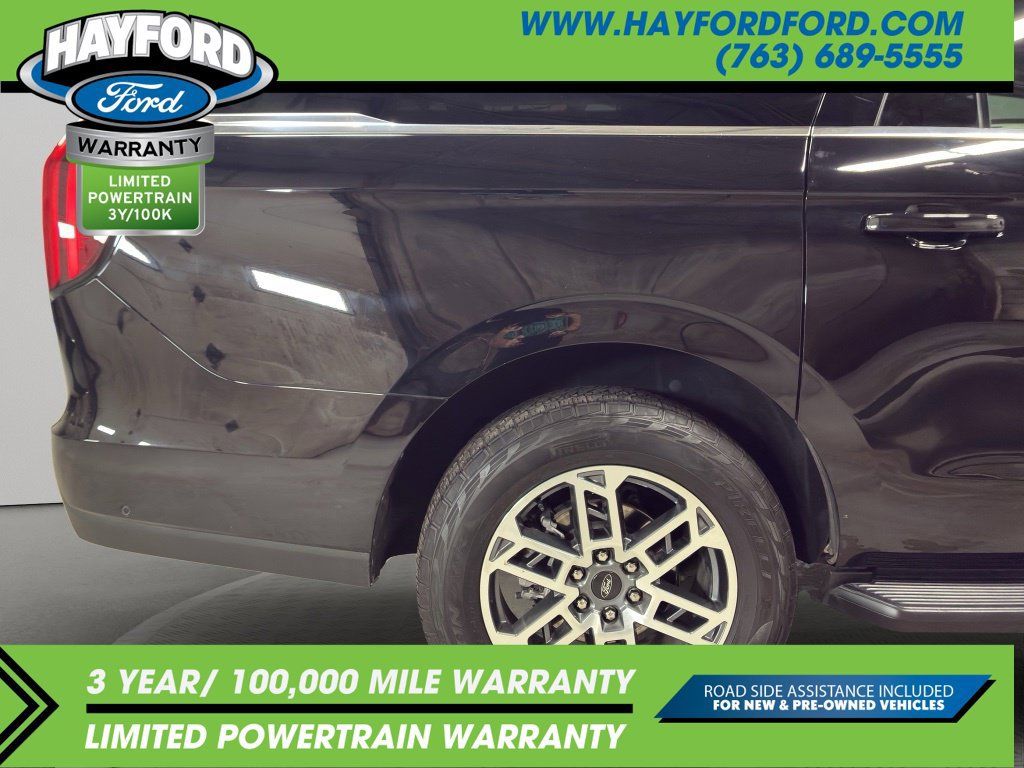 Used 2025 Ford Expedition Max Active AWD/4WD image 27