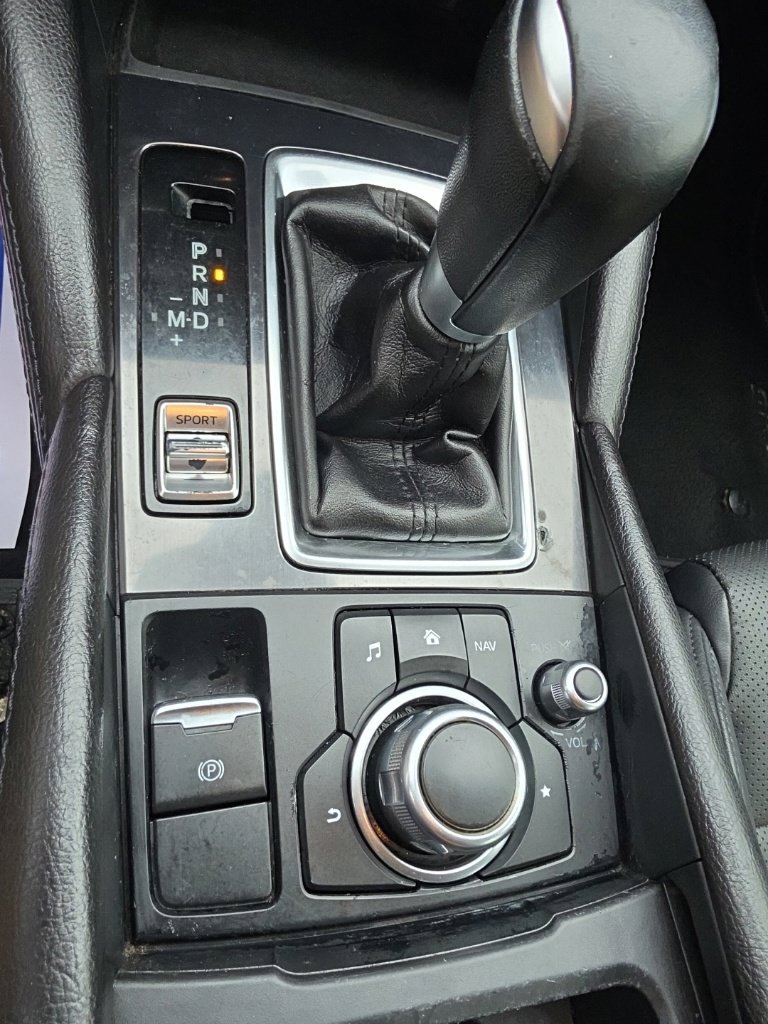 Used 2017 MAZDA MAZDA6 Touring FWD image 19