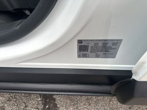 New 2026 Chevrolet Equinox LT w/ Safety and Technology Package FWD image 37
