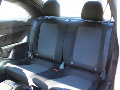 Used 2014 Volkswagen Beetle 2.5 FWD image 20