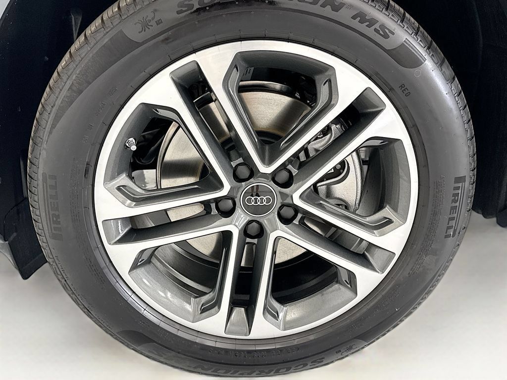 Used 2026 Audi Q5 Premium Plus w/ Premium Plus AWD/4WD image 29