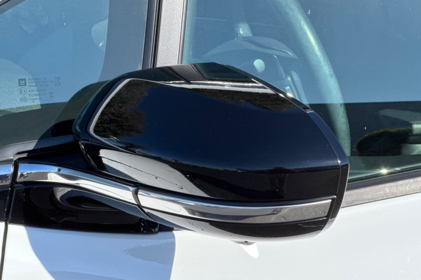 Used 2023 Chevrolet Bolt LT w/ Infotainment Package FWD image 49
