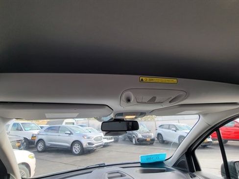 Used 2020 Ford Transit Connect XL image 39