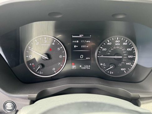 Used 2025 Subaru Ascent Premium AWD/4WD image 4