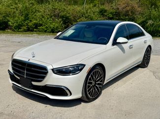 Used 2022 Mercedes-Benz S 580 4MATIC Sedan video 2
