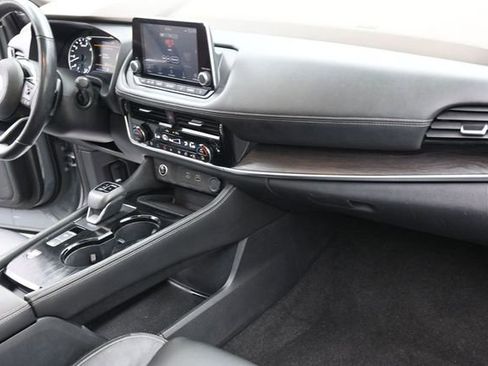 Used 2021 Nissan Rogue SL FWD image 29
