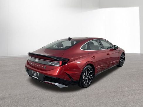 Used 2024 Hyundai Sonata SEL FWD image 13