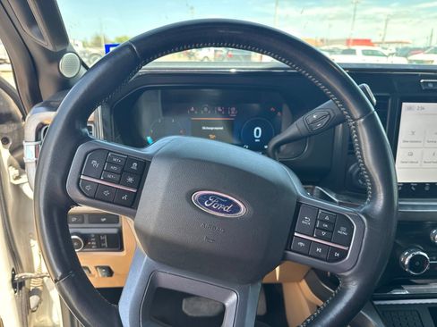 Used 2023 Ford F350 Lariat w/ Lariat Ultimate Package AWD/4WD image 13