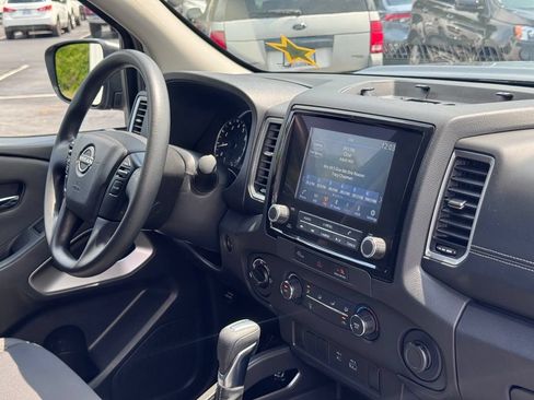 Used 2023 Nissan Frontier SV AWD/4WD image 24