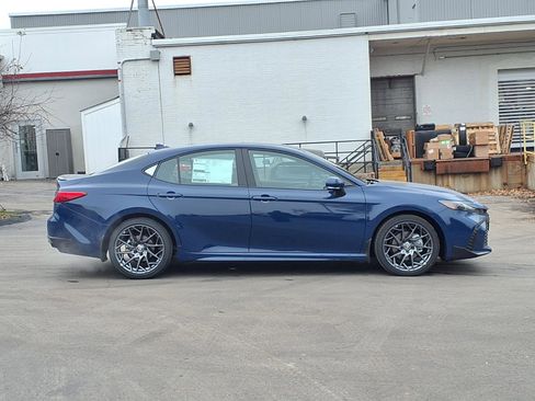 New 2026 Toyota Camry SE w/ Multimedia Upgrade Package image 4