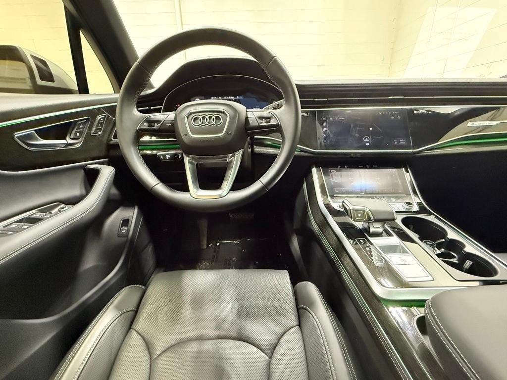 Used 2025 Audi Q7 3.0T Prestige AWD/4WD image 40