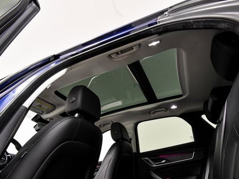 Used 2022 Jaguar F-PACE S image 35