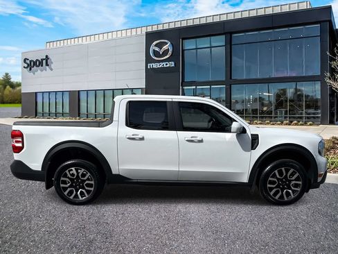 Used 2023 Ford Maverick Lariat w/ Lariat Luxury Package FWD image 2