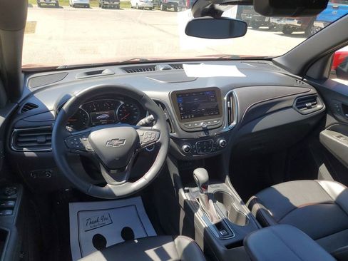 Used 2023 Chevrolet Equinox RS w/ RS Leather Package AWD/4WD image 28