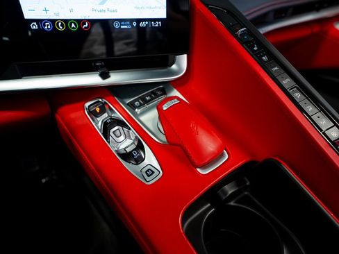 Used 2023 Chevrolet Corvette Stingray Premium Conv w/ Z51 Performance Package RWD image 44