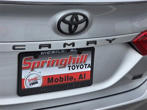 Used 2020 Toyota Camry SE image 24