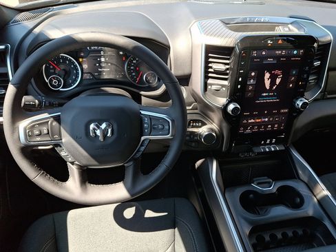 New 2026 RAM 1500 Big Horn AWD/4WD image 7