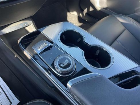 Used 2024 Cadillac Lyriq Tech image 20