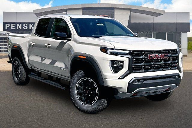 New 2026 GMC Canyon AT4 AWD/4WD image 2