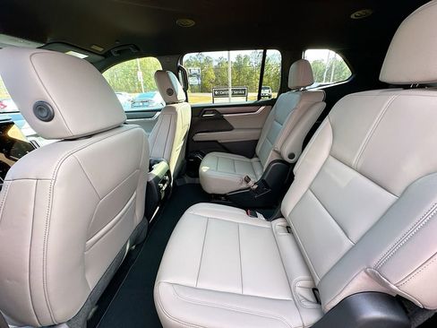 New 2026 GMC Acadia Elevation w/ Elevation Premium Package image 4