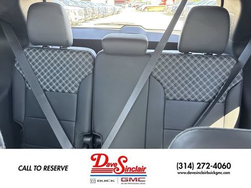 New 2026 GMC Acadia Denali w/ Super Cruise Package AWD/4WD image 24