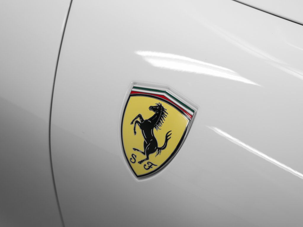 Certified 2023 Ferrari Roma RWD image 7