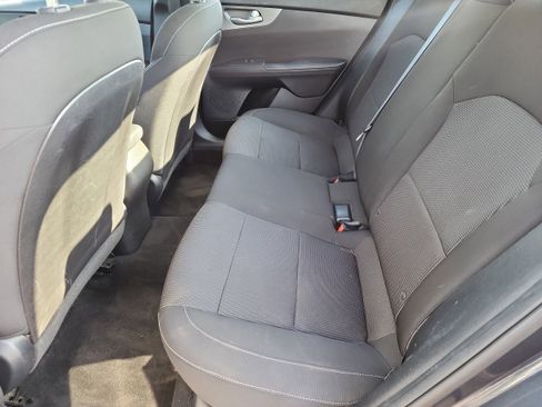 Used 2019 Kia Forte LXS image 14