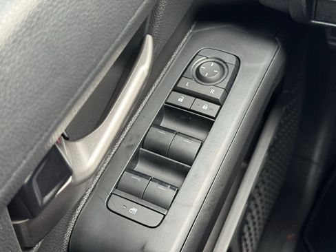 New 2025 Toyota Tacoma TRD Off-Road image 18