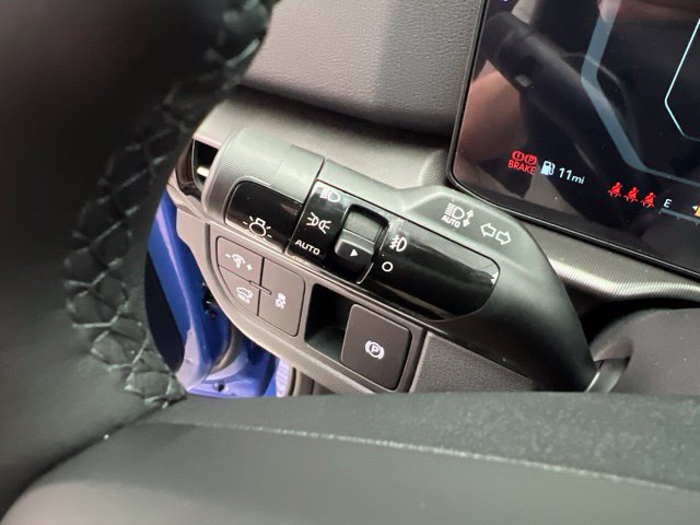 New 2026 Kia Sportage SX FWD image 24