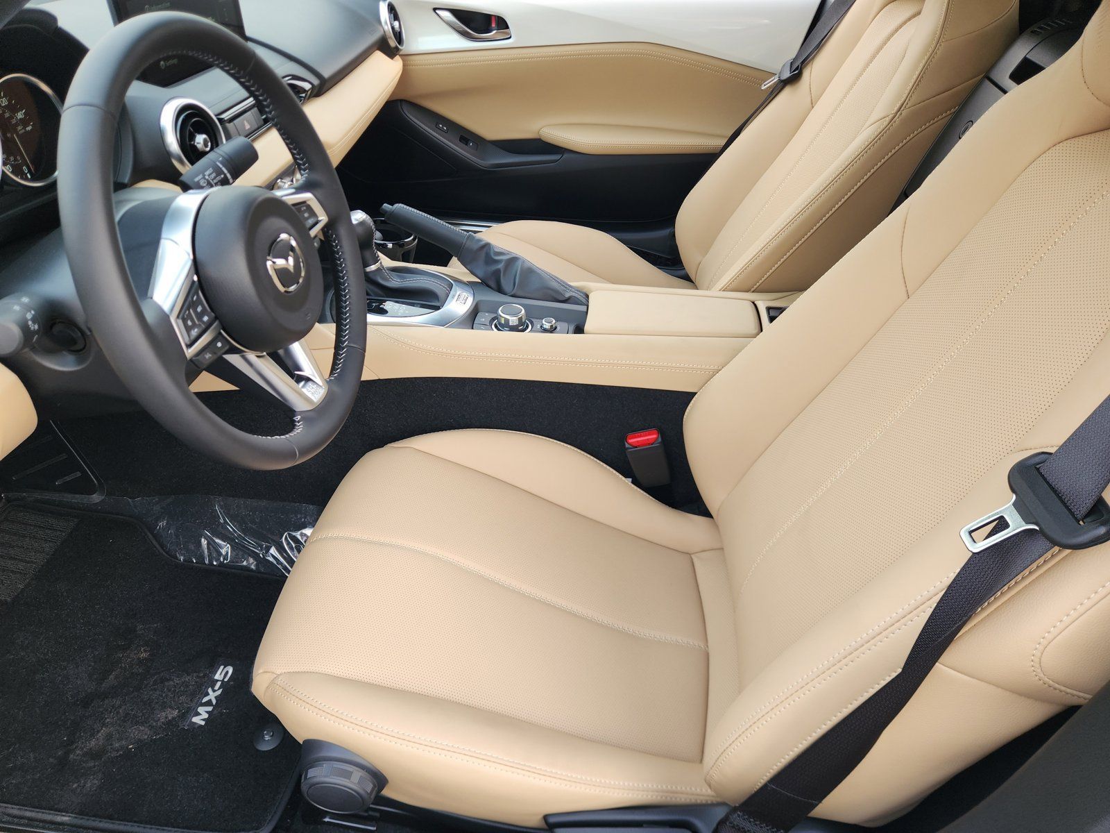 New 2026 MAZDA MX-5 Miata Grand Touring RWD image 14