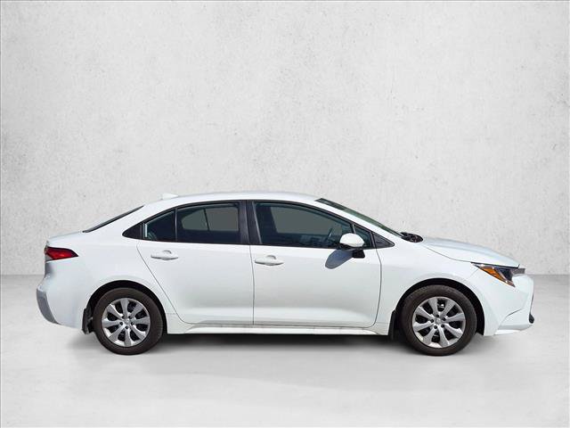 Used 2026 Toyota Corolla LE FWD image 4