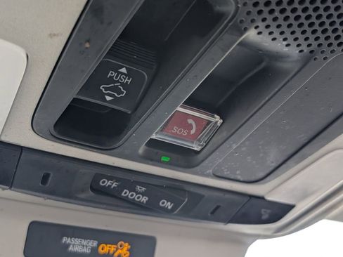 Certified 2023 Honda Accord EX image 27