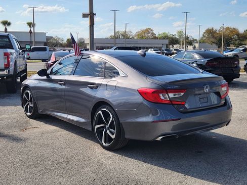 Used 2018 Honda Accord Sport image 5